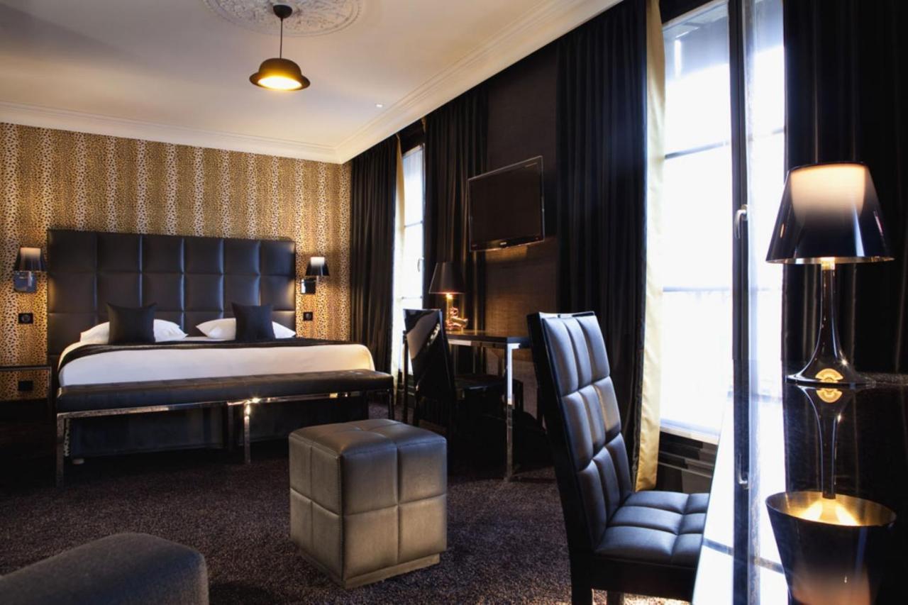 퍼스트 호텔 파리 투어 에펠 객실 사진